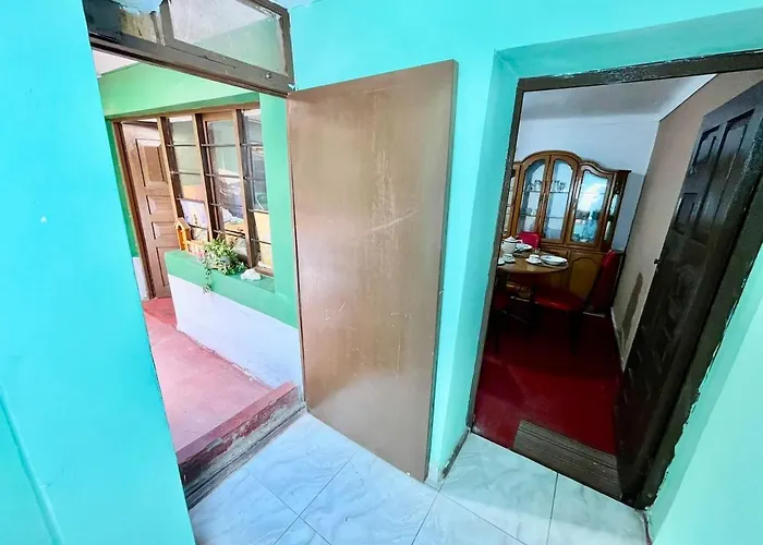 Airport House - Full With Courtyard Cusco